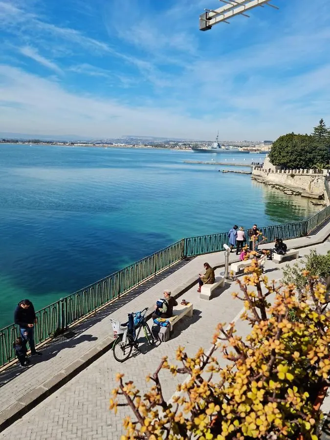 La finestra sul mare di Alfeo Appartamento Syracuse